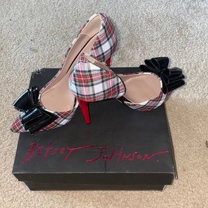 Betsey Johnson Christmas Heels size 7